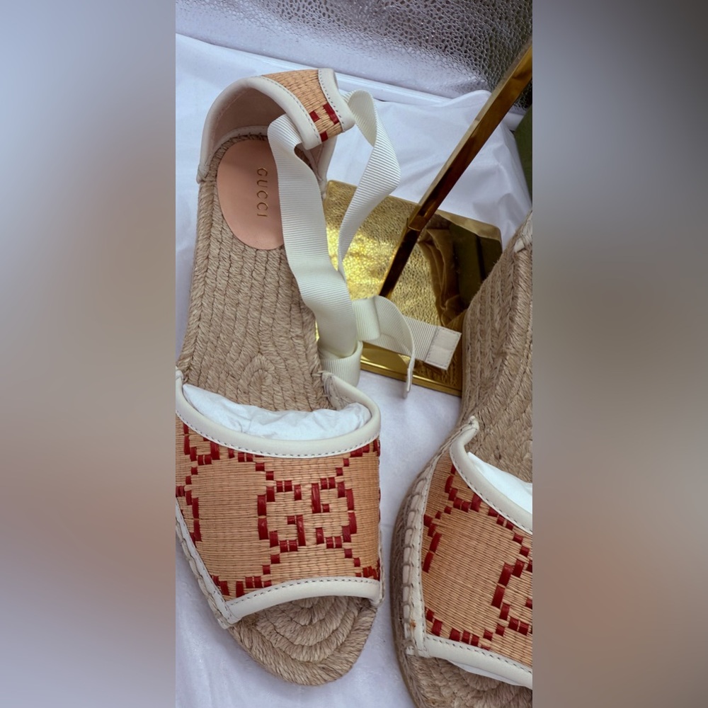 Gucci Women's Cloth Espadrilles - White and Tan - Picture 2 of 12